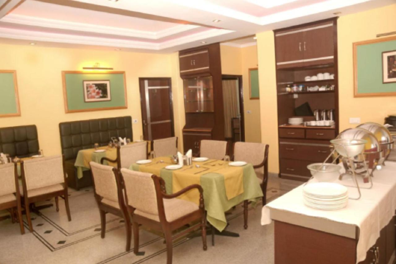 Goroomgo Marc Shimla Near Mall Road - Luxury Room - Excellent Service - Ample Parking - Best Hotel In Shimla Exterior foto